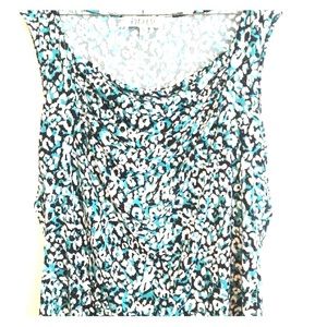 Kasper Top: Blue/Teal/ Black/ White Animal Size XL